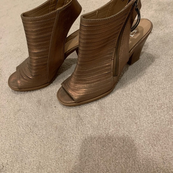 Wedges - Picture 2 of 2